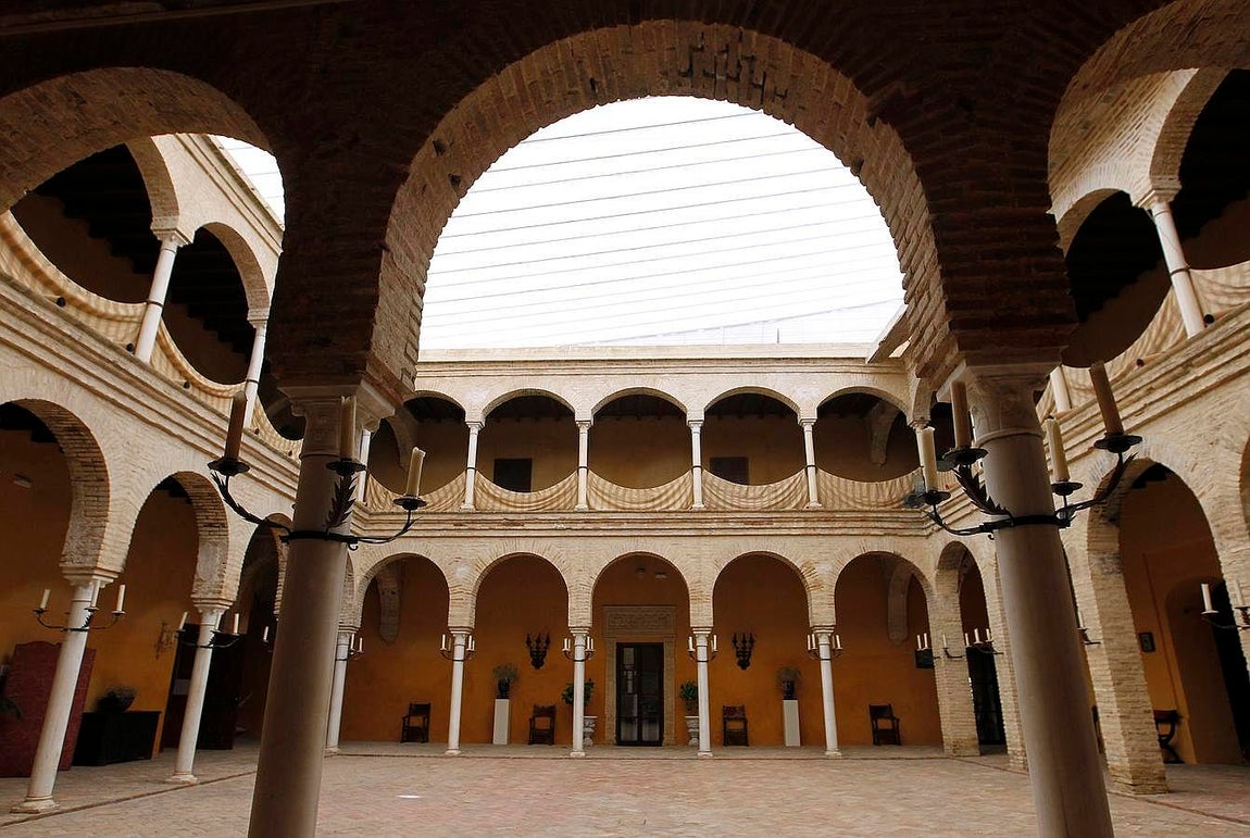 En imágenes, el Palacio de Portocarrero en Palma del Río