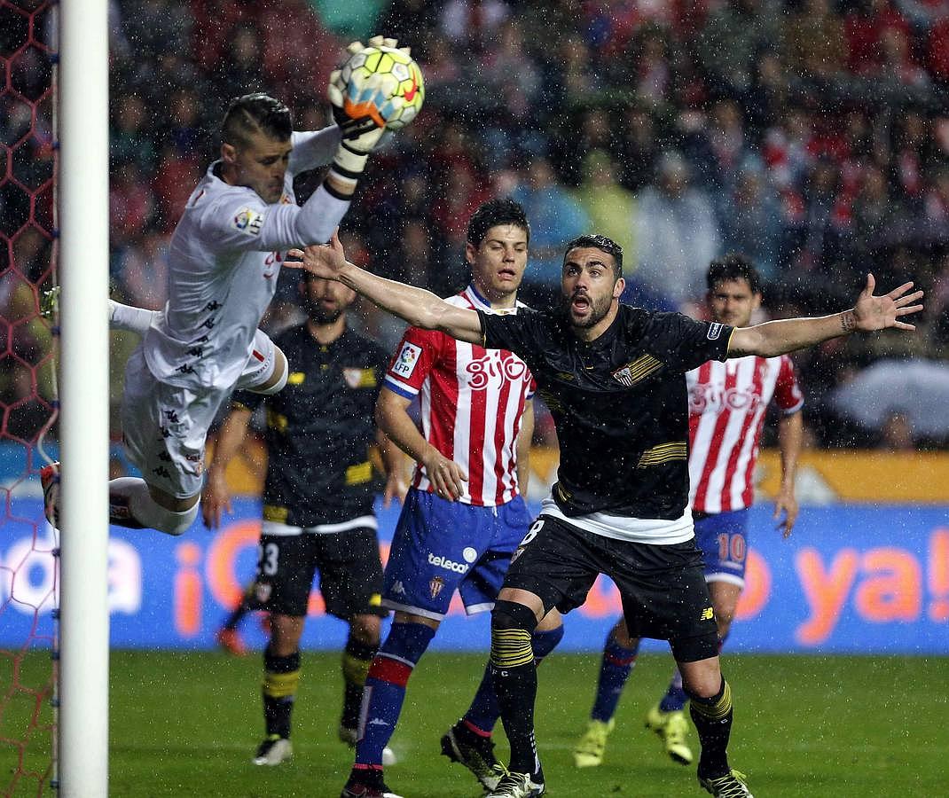 Las mejores imágenes del Sporting de Gijón - Sevilla FC