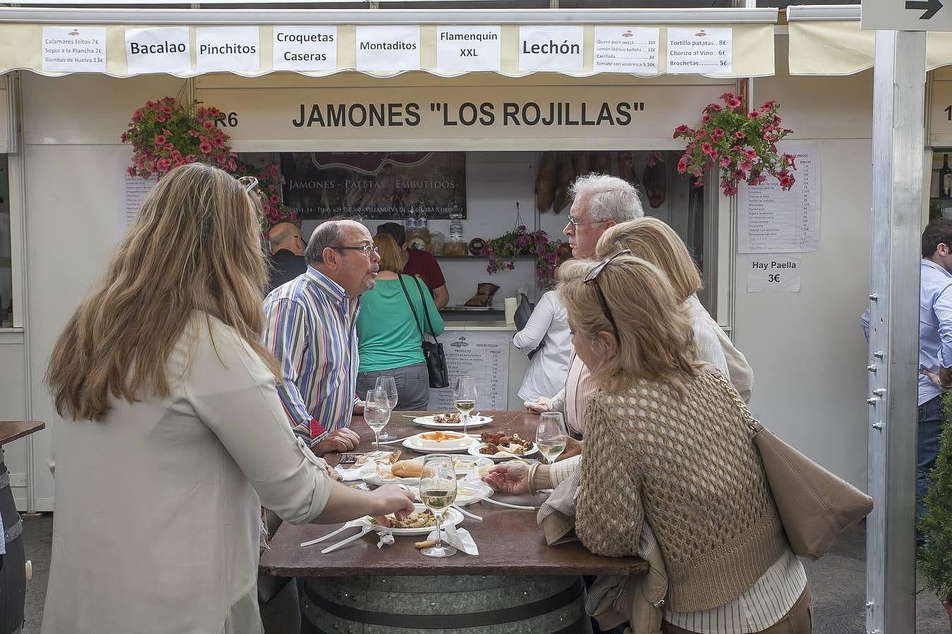 En imágenes, el ambiente que se respira en la Cata del Vino