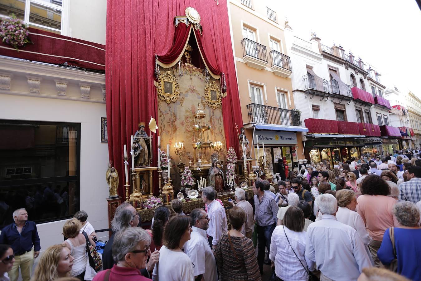 Sevilla recupera la víspera del Corpus Christi
