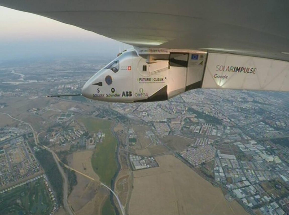 Las mejores imágenes de la llegada del avión Solar Impulse