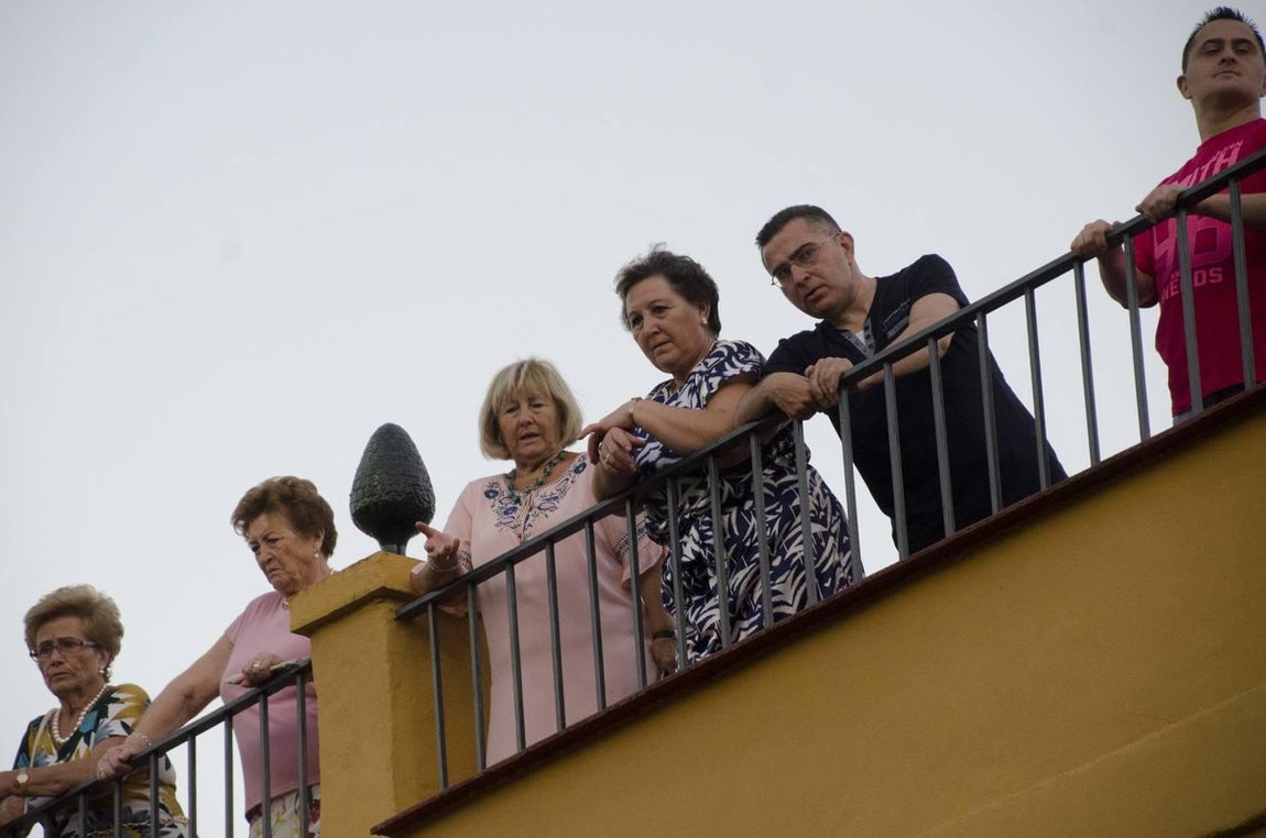 La Rambla vive una histórica jornada con la salida de Jesús Nazareno. Imágenes de la salida extraordinaria de Nuestro padre Jesús Nazareno de La Rambla con motivo del Año de la Misericordia
