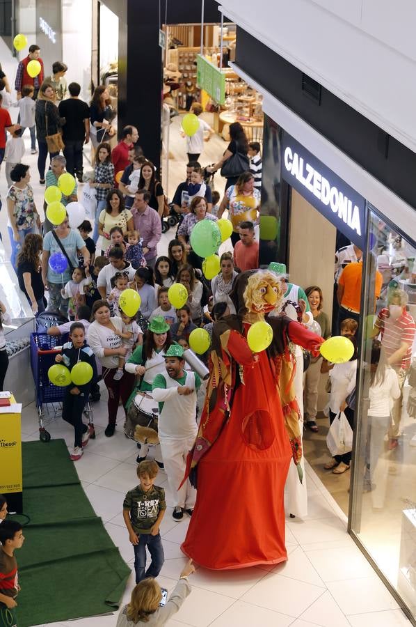 Exitosa primera «Shopping Night» de La Sierra, en imágenes