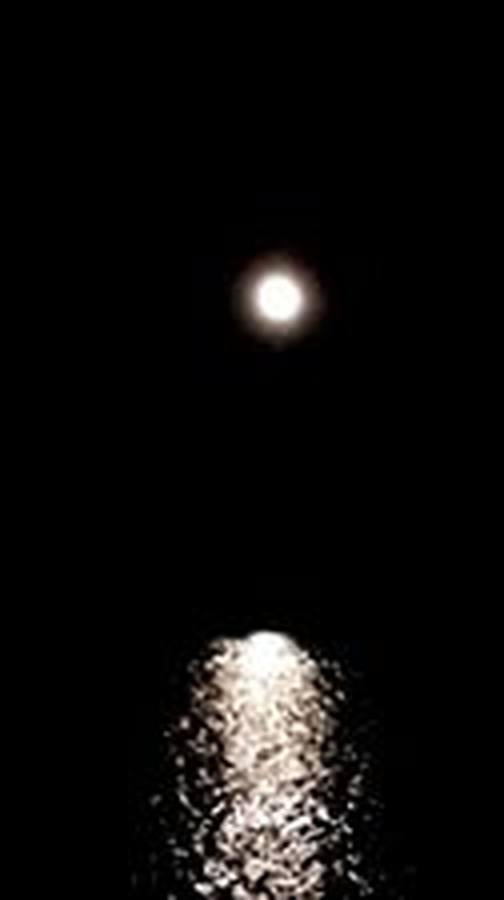 Las mejores fotos de la superluna por los lectores de ABC de Sevilla