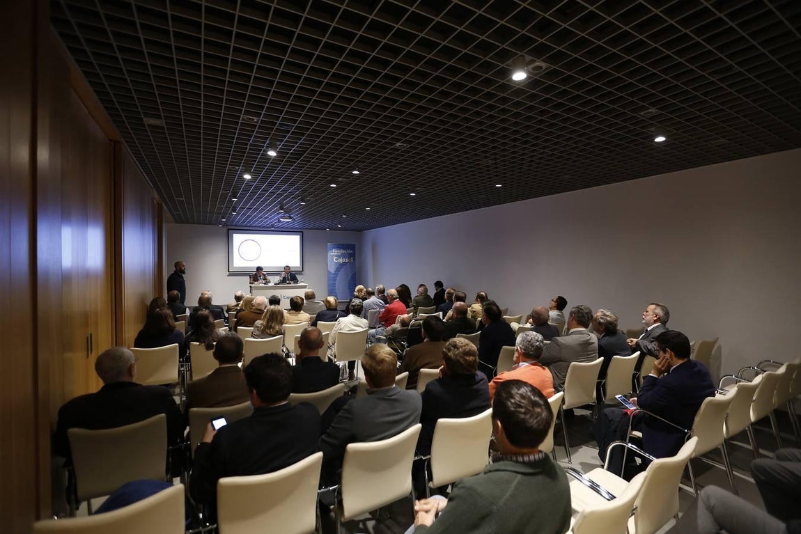 La conferencia de Juan Fernández-Miranda, en imágenes