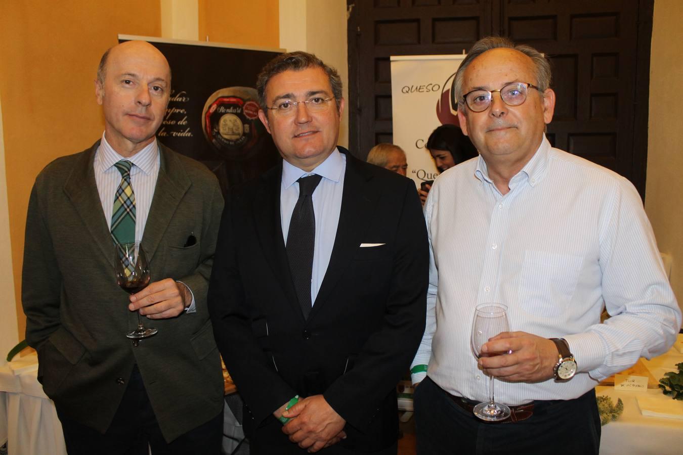 Gonzalo Gil, Antonio Rodríguez Vacas y Álvaro Gayán