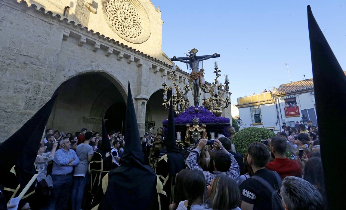 Las fotos de la hermandad de Ánimas, el Lunes Santo de la Semana Santa de Córdoba 2017
