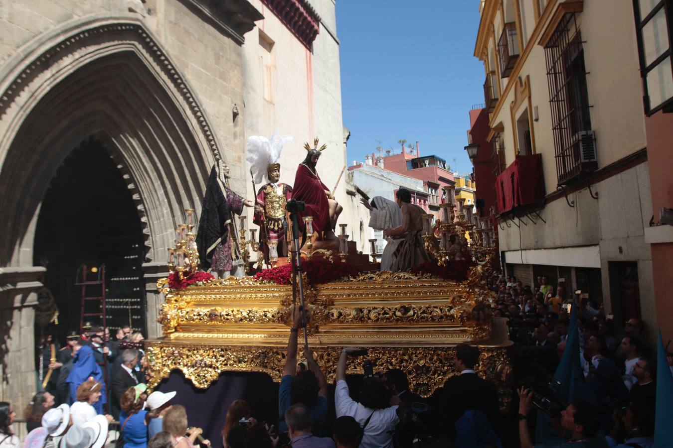Las fotos de San Esteban el Martes Santo de la Semana Santa de Sevilla 2017