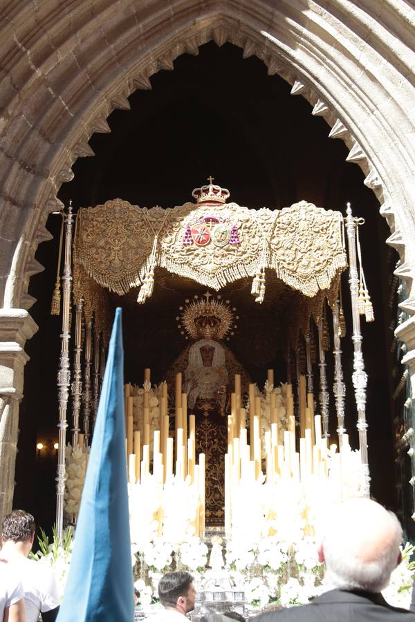 Las fotos de San Esteban el Martes Santo de la Semana Santa de Sevilla 2017