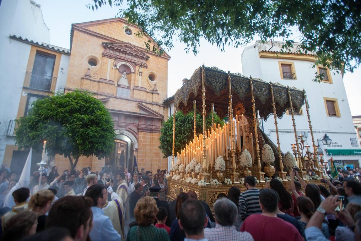 Las fotos de la Misericordia de la Semana Santa de Córdoba 2017