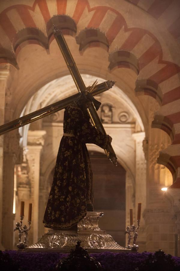 Las fotos del Nazareno del Jueves Santo de la Semana Santa de Córdoba de 2017