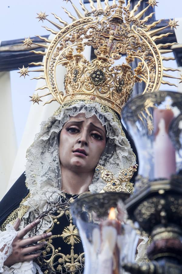 Las fotos de la Soledad del Viernes Santo de la Semana Santa de Córdoba 2017