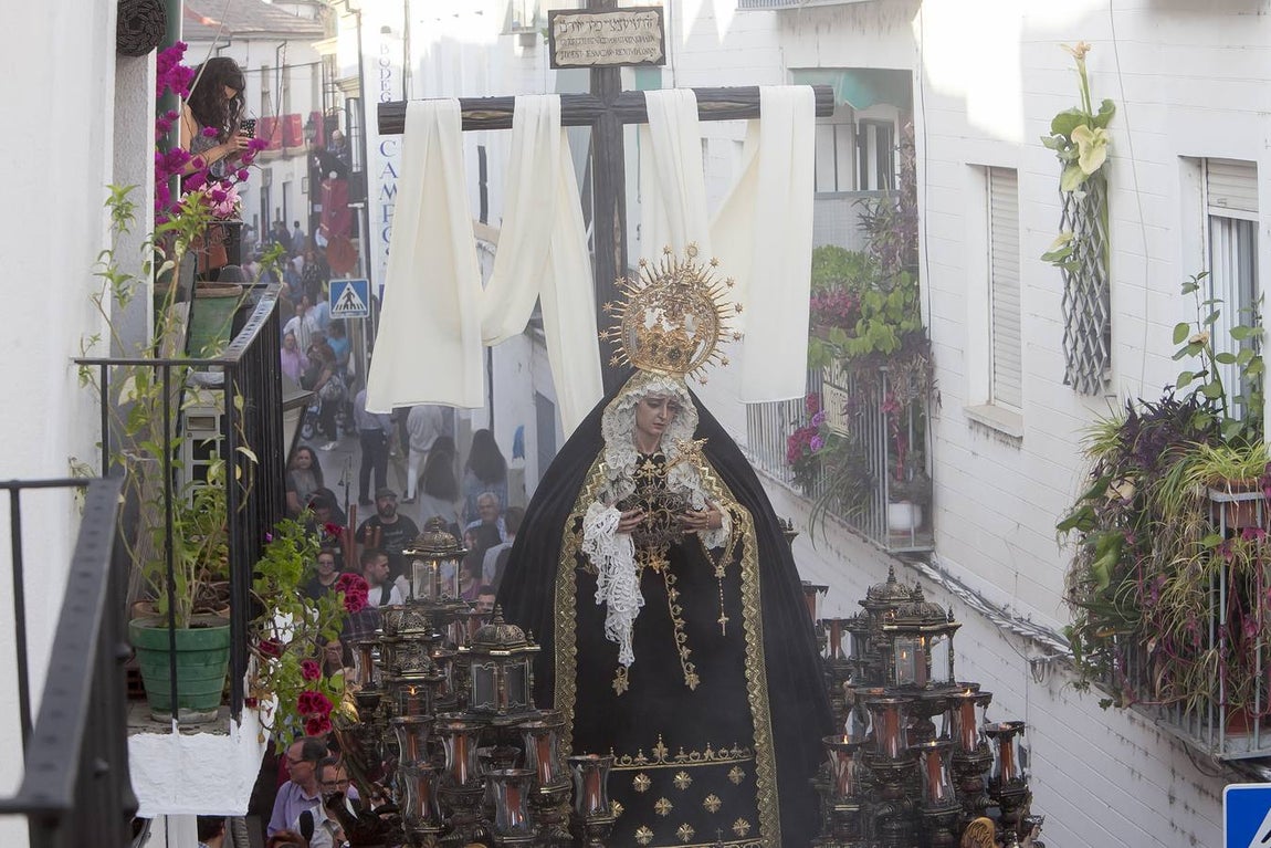 Las fotos de la Soledad del Viernes Santo de la Semana Santa de Córdoba 2017