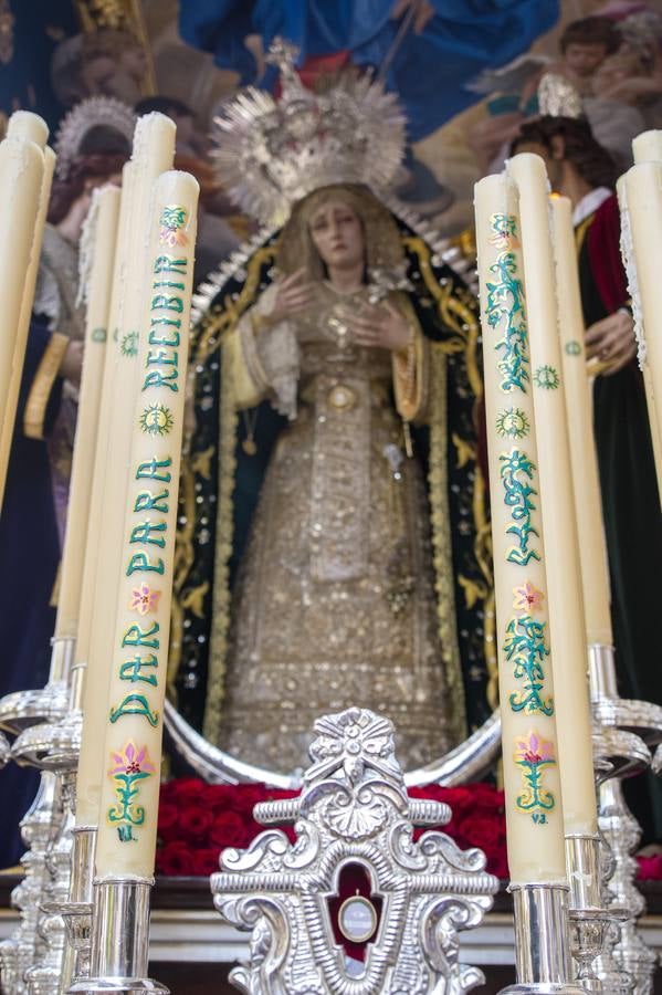 La hermandad del Sol el Sábado Santo en la Semana Santa de Sevilla 2017