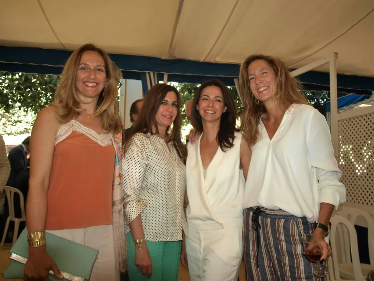 Rocío O,Neale, Mercedes y María Ruiz-Mateos y María Cruz-Conde