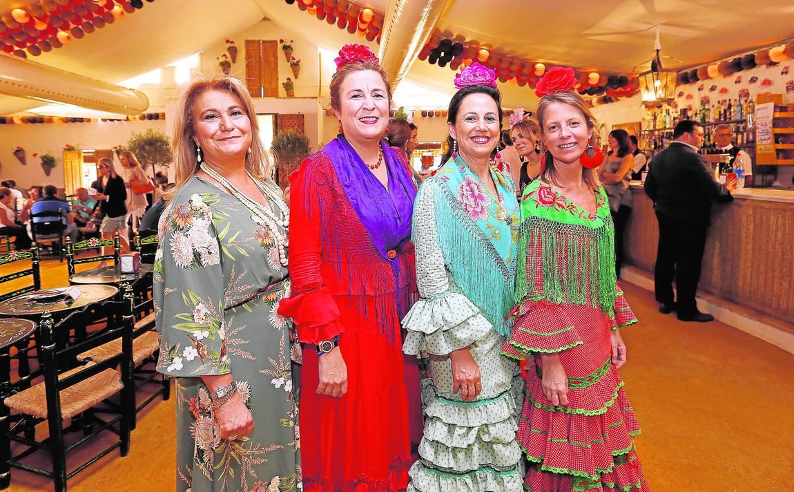 El ambiente en las casetas del recinto ferial, en imágenes