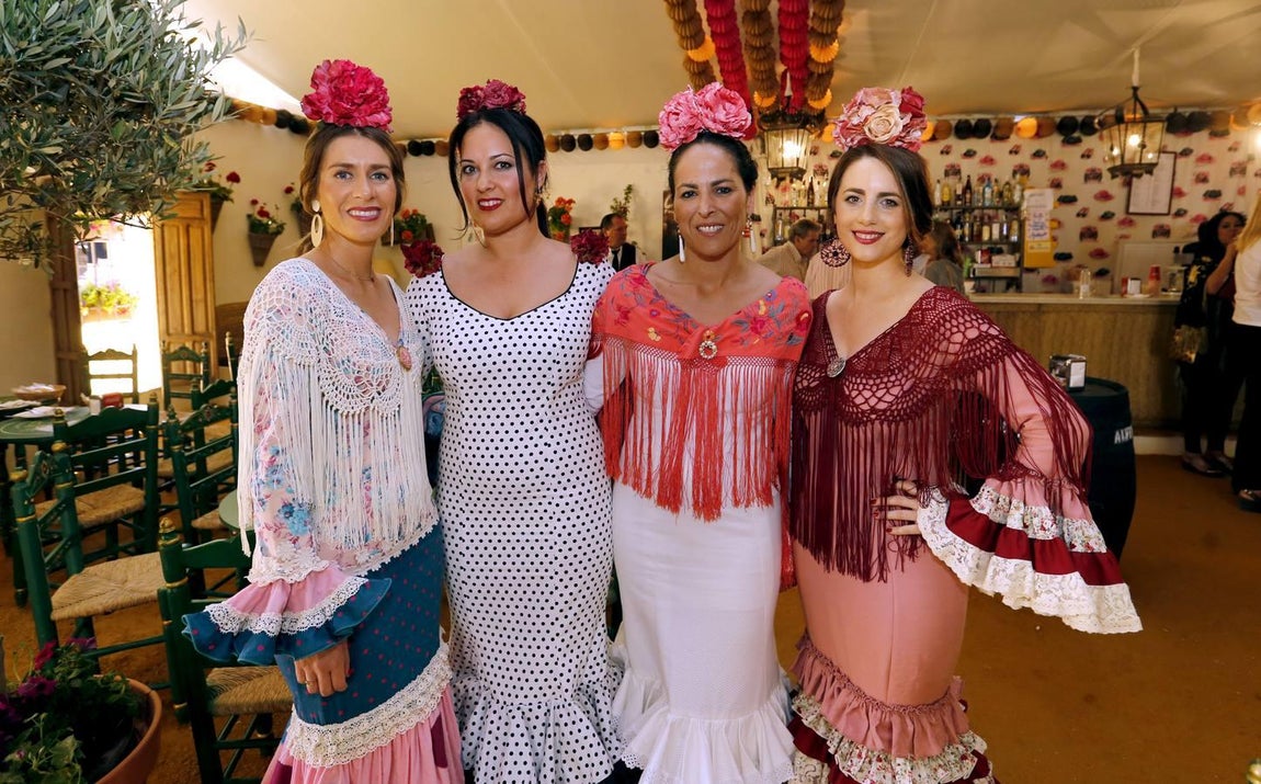 El ambiente en las casetas del recinto ferial, en imágenes