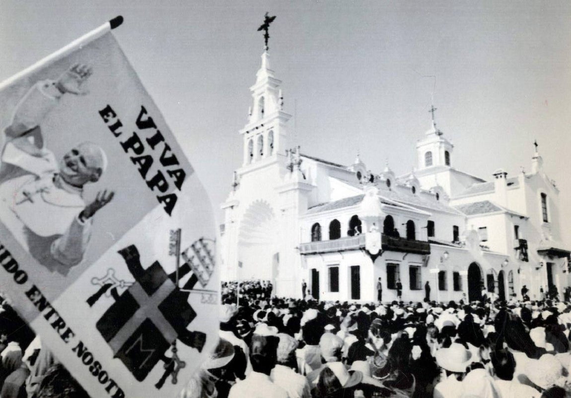 Mucha expectación con la visita del Papa Juan Pablo II al Rocío