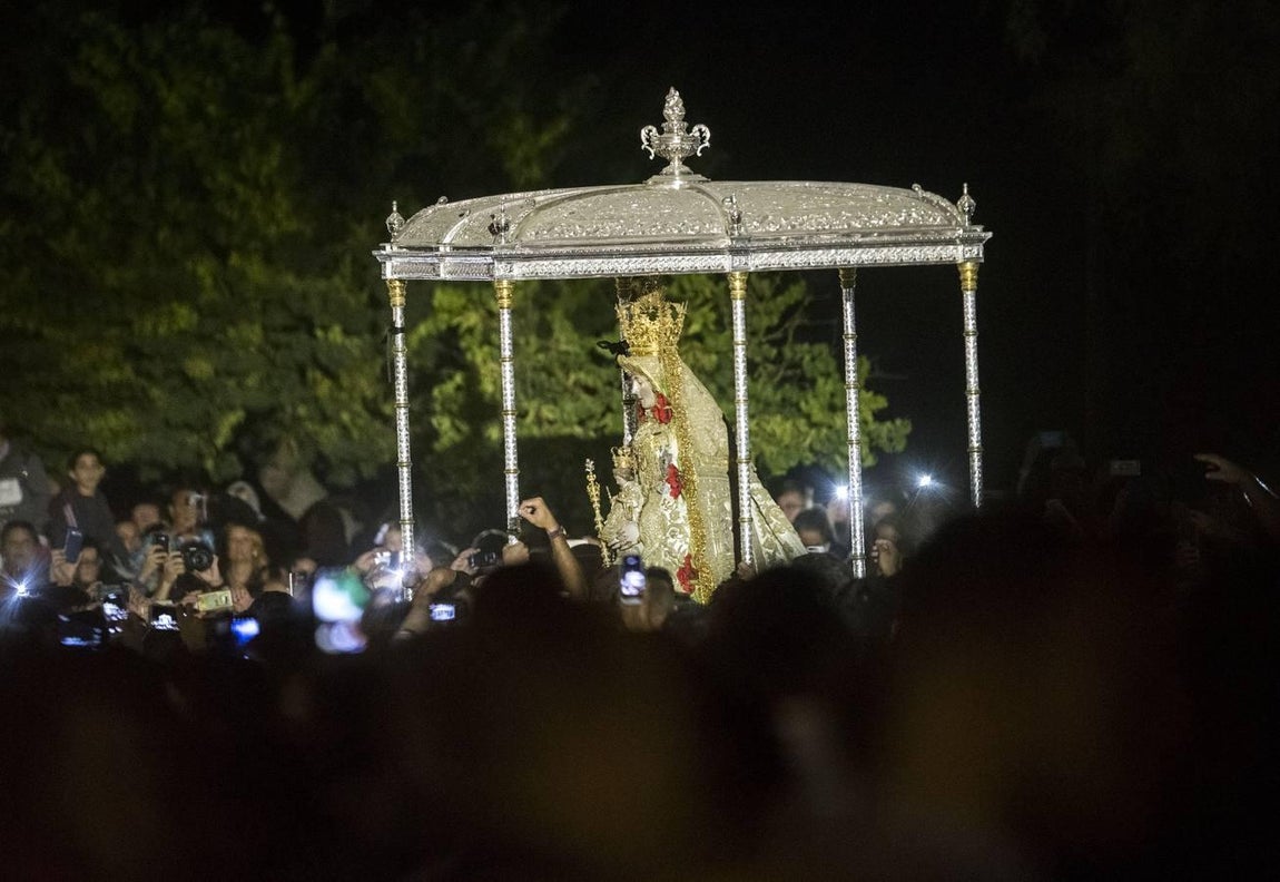 Las imágenes de la salida de la Virgen del Rocío