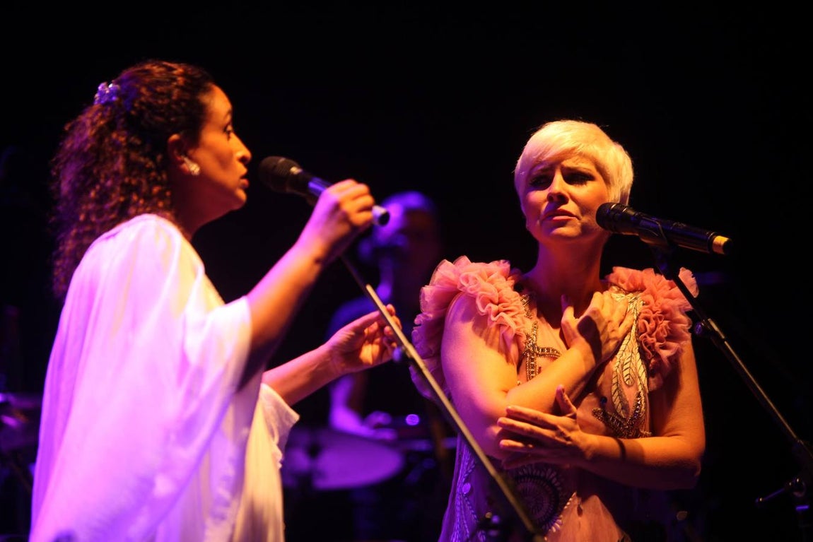 Las actuaciones de Pasión Vega y Noa y el Ballet Flamenco de Andalucía, en imágenes