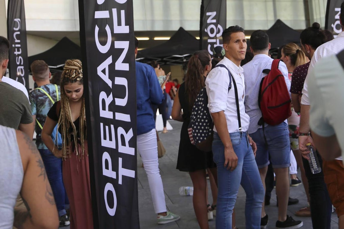 Encuéntrate en las fotos del casting de Operación Triunfo en Sevilla