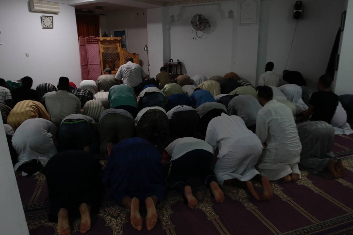 Así vive la comunidad musulmana en Sevilla