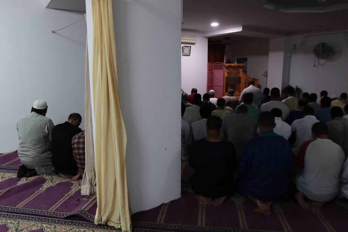 Así vive la comunidad musulmana en Sevilla