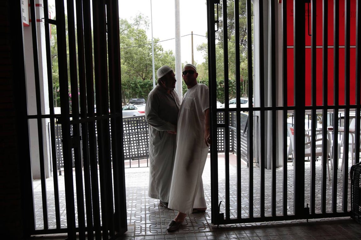 Así vive la comunidad musulmana en Sevilla