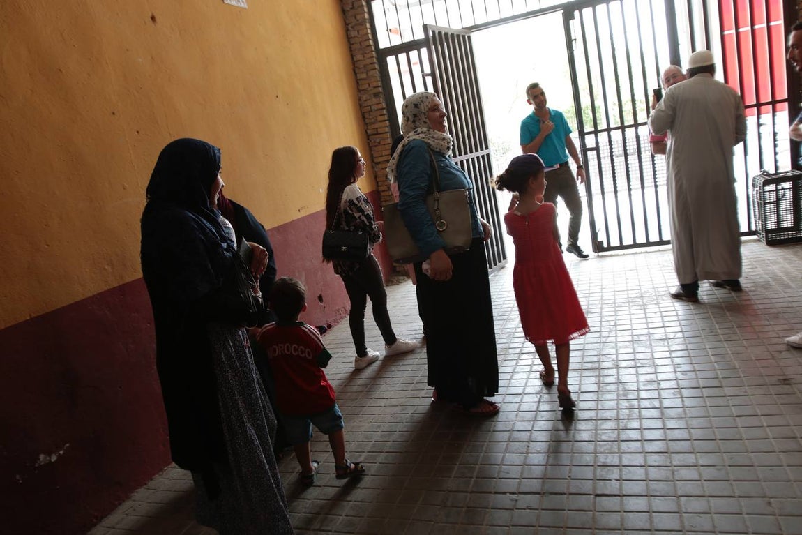 Así vive la comunidad musulmana en Sevilla