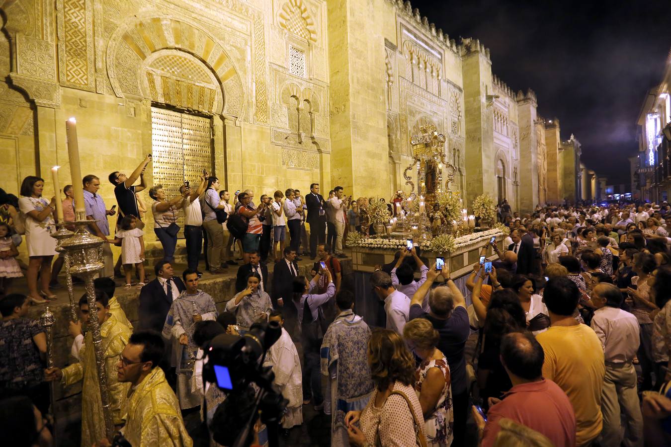 La procesión de la Virgen de la Fuensanta de Córdoba, en imágenes