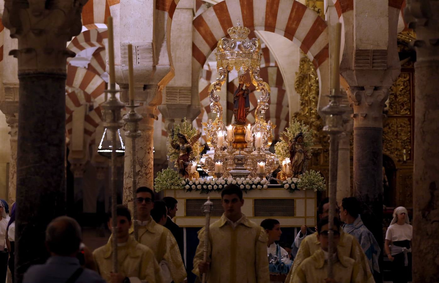 La procesión de la Virgen de la Fuensanta de Córdoba, en imágenes