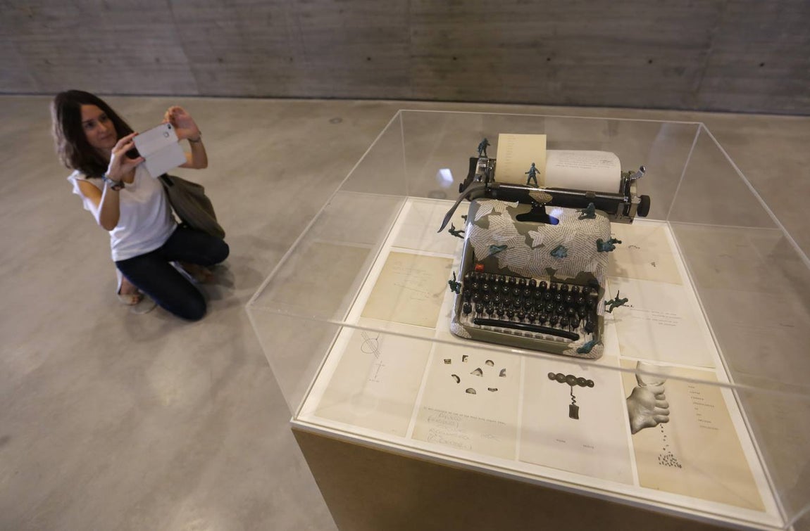 Un paseo en imágenes por la exposición de poesía experimental del C3A de Córdoba