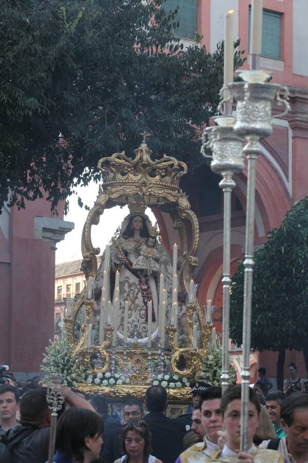 La procesión de Nuestra Señora del Socorro por Córdoba, en imágenes