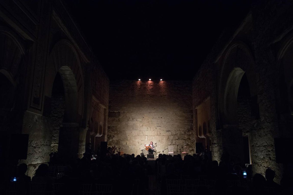 La nueva iluminación de Medina Azahara, en imágenes