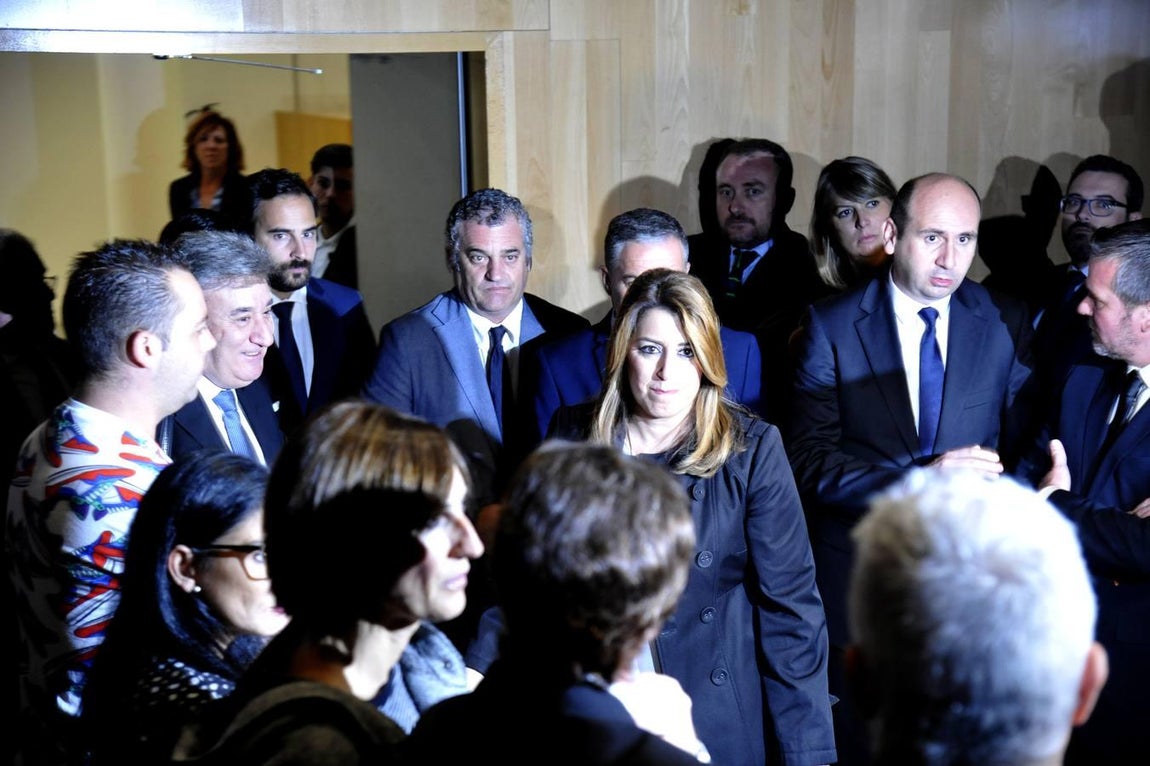 Rostros conocidos en la capilla ardiente del humorista