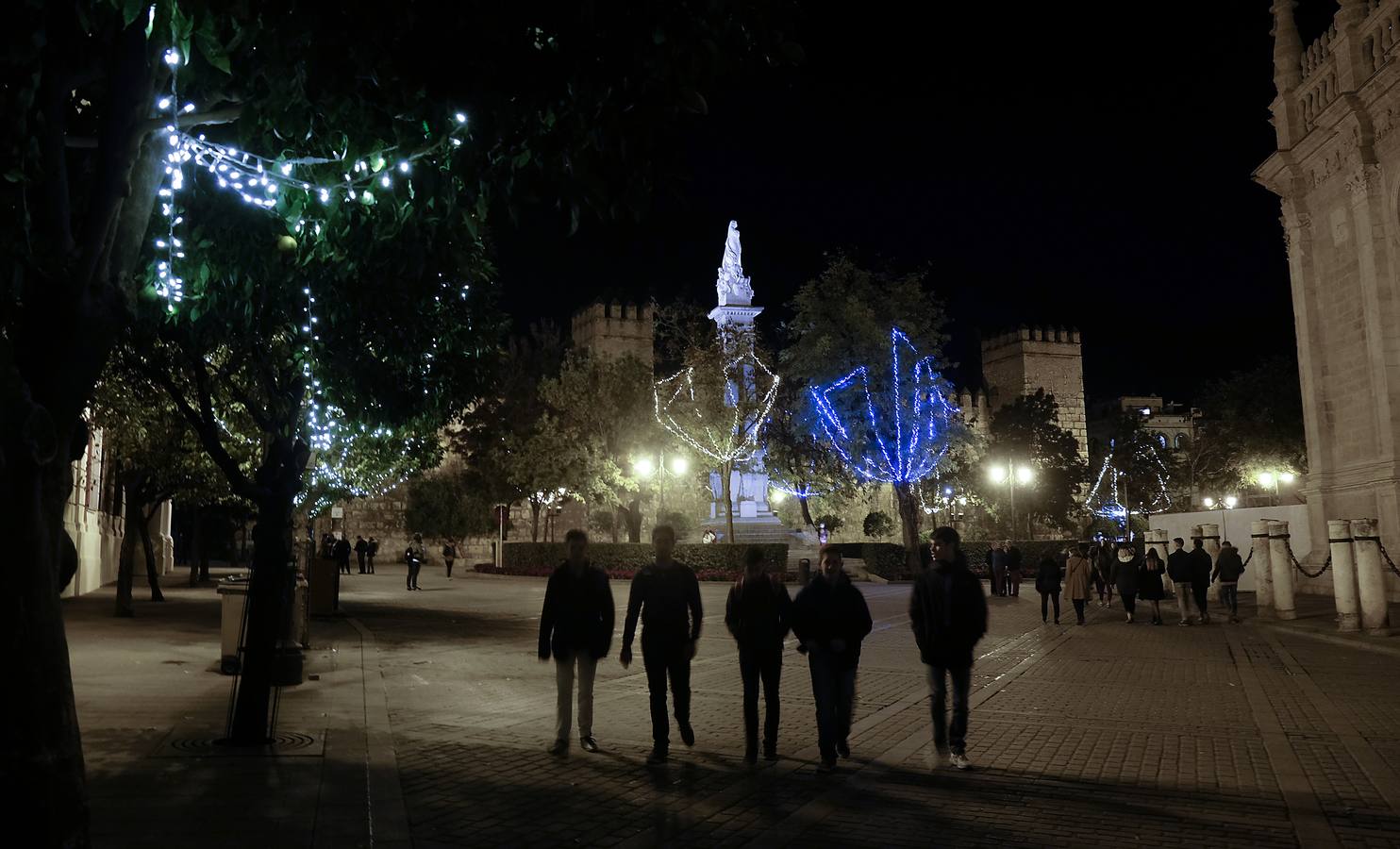 El alumbrado de la iluminación navideña de Sevilla, en imágenes