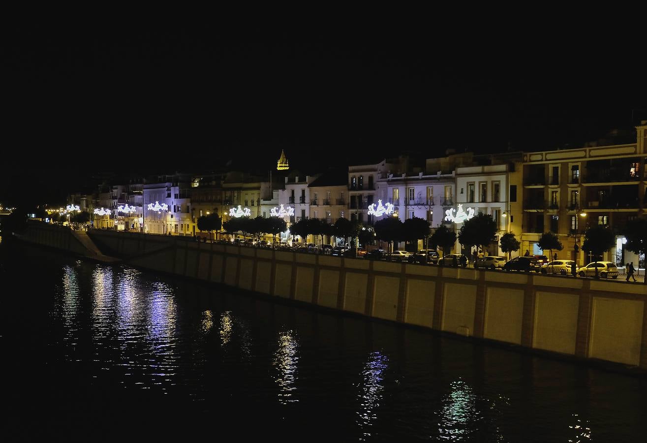 El alumbrado de la iluminación navideña de Sevilla, en imágenes