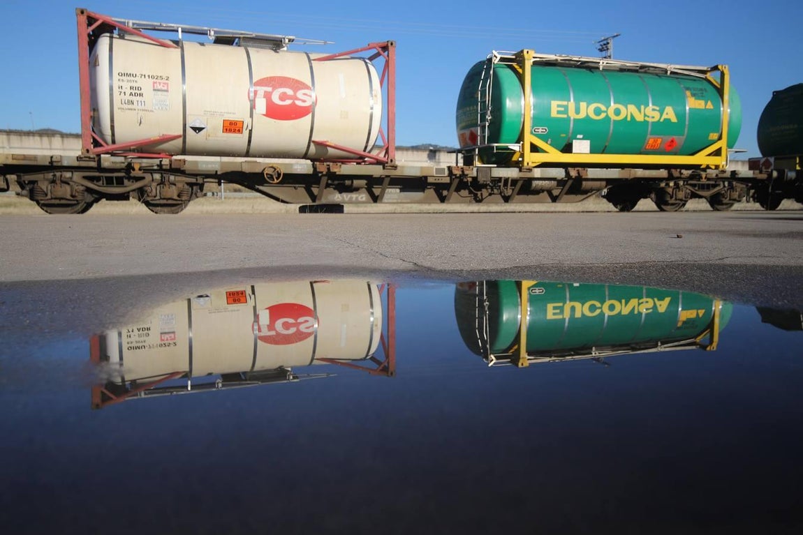 El parque logístico de El Higuerón de Córdoba, en imágenes