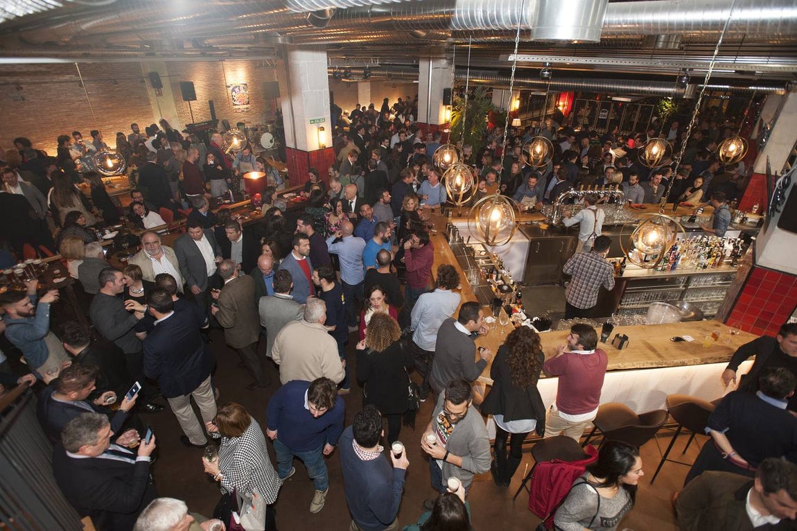 Cruzcampo inunda Málaga