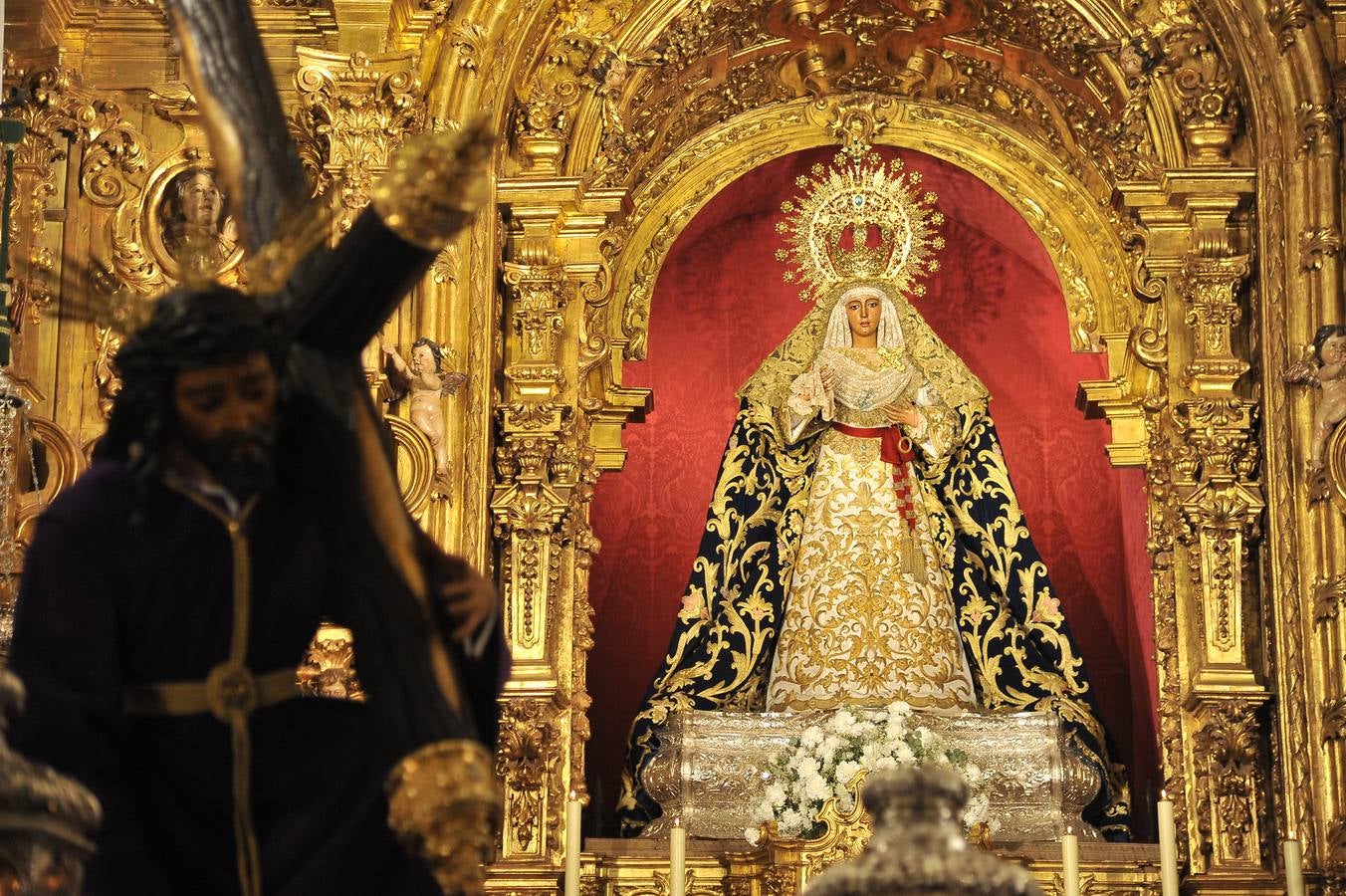 Fotogalería: Via crucis del Cristo de las Tres Caídas de Triana