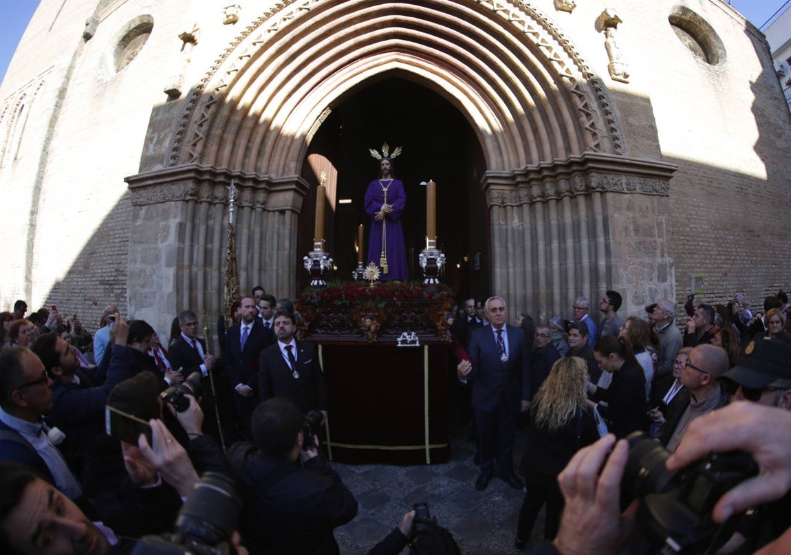 El Vía Crucis del Cautivo de Torreblanca, en imágenes