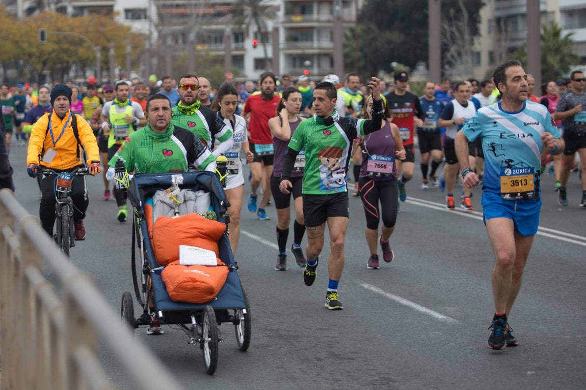 ¿Has corrido el Maratón de Sevilla? ¡Búscate aquí!