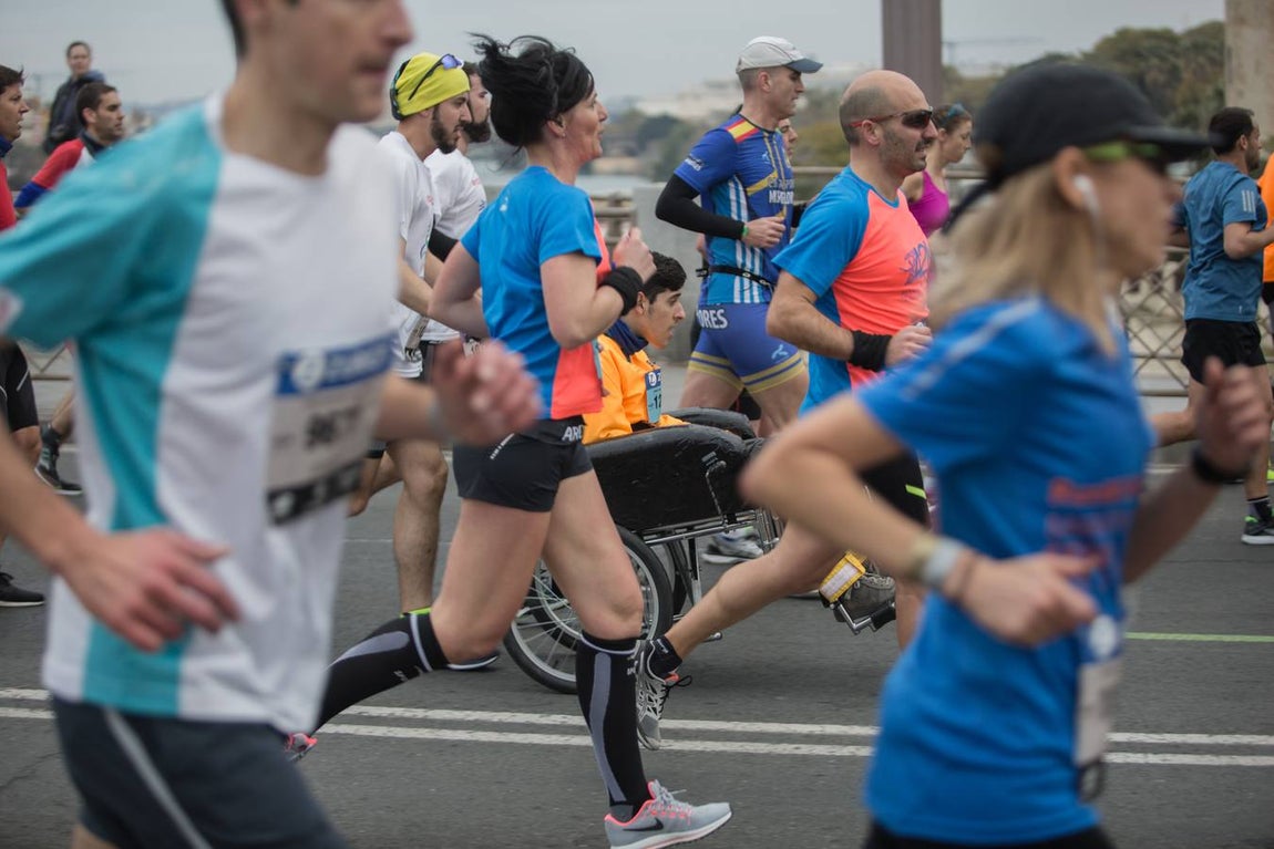 ¿Has corrido el Maratón de Sevilla? ¡Búscate aquí!
