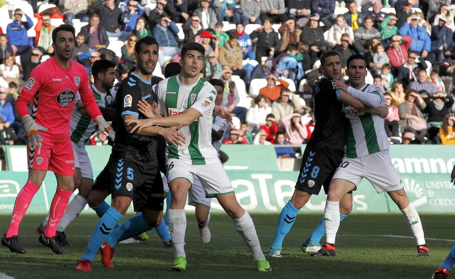 La tercera victoria consecutiva del Córdoba CF, en imágenes