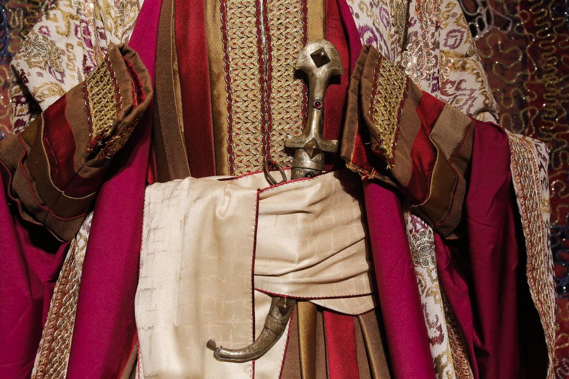 La exposición «Moda y época de Isabel la Católica en Córdoba», en imágenes