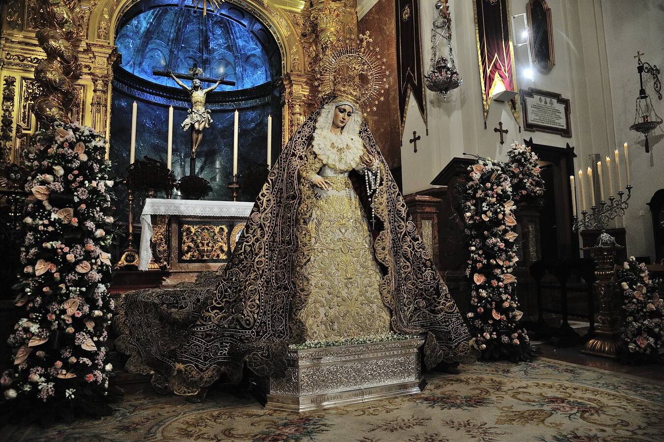 Galería del besamanos de la Virgen del Patrocinio