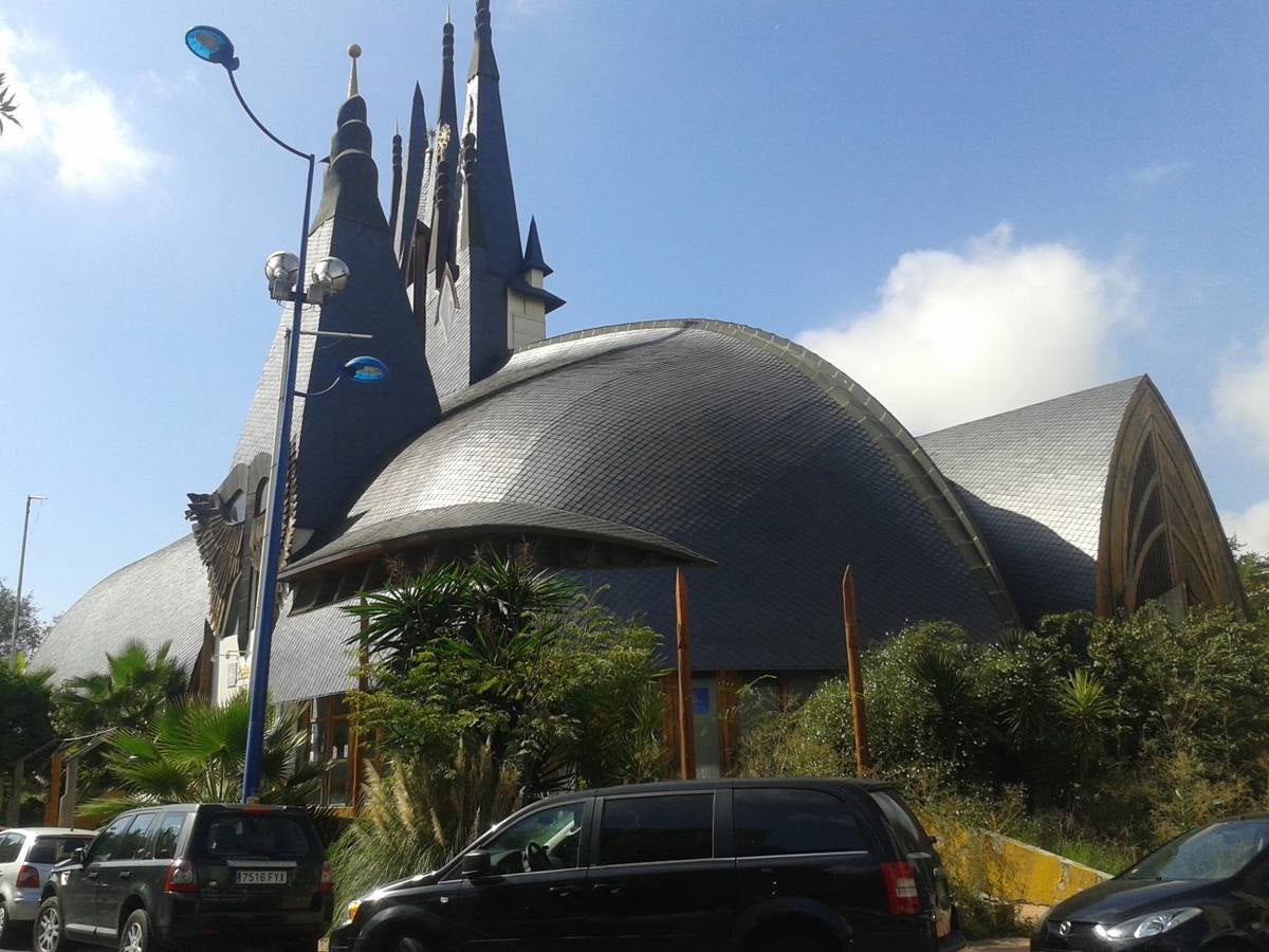 El abandono del Pabellón de Hungría de la Expo 92, al detalle
