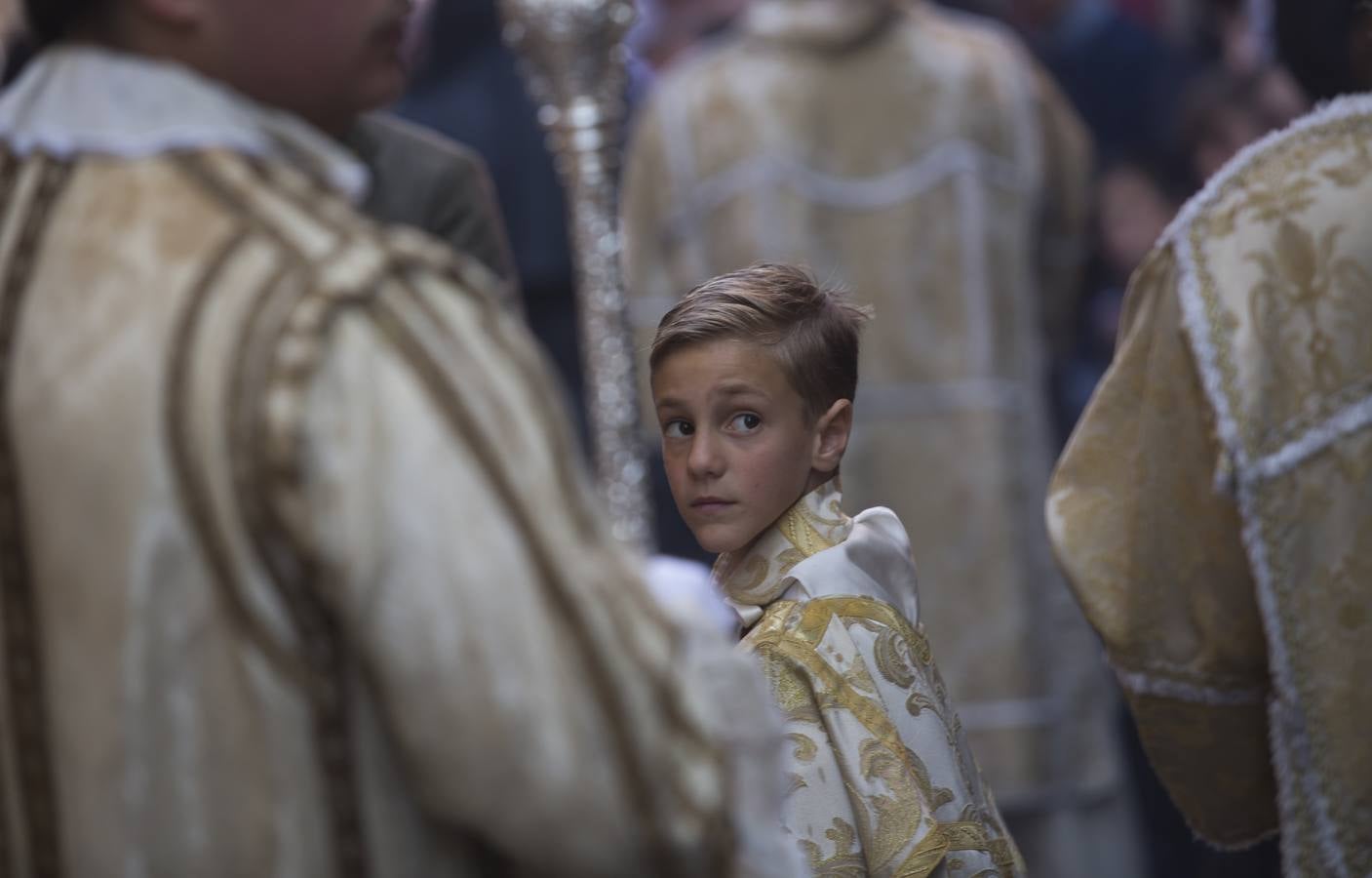 En fotos, La Borriquita abre el Domingo de Ramos en la Semana Santa de Sevilla 2018