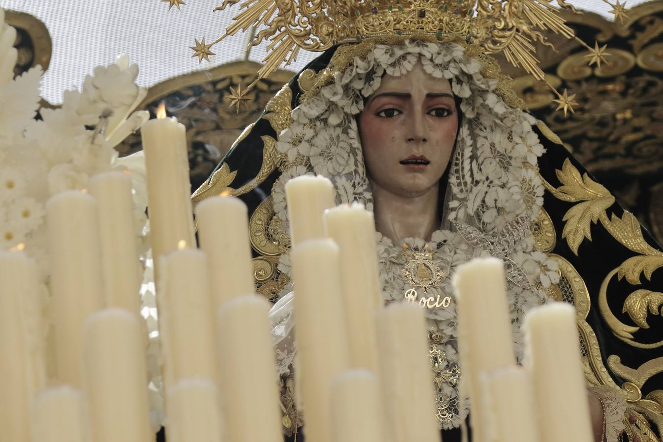En fotos, el discurrir de la Hermandad de la Redención en el Lunes Santo de la Semana Santa Sevilla 2018