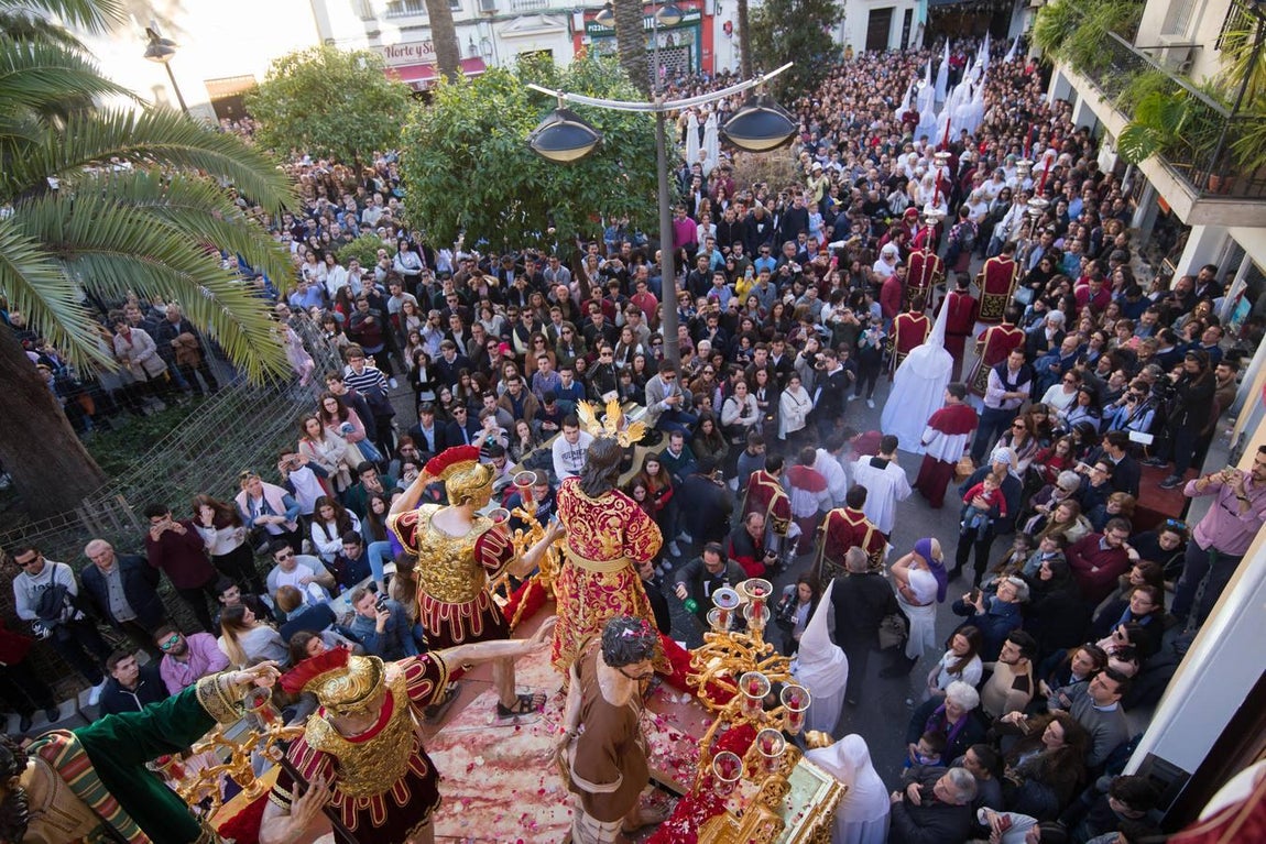 La hermandad de la Sentencia, en imágenes